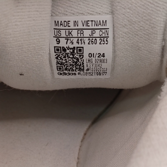 NEW Adidas Campus 00s Sneakers-Cream/Black Womens Size 9 US GY0042 - Picture 14 of 14